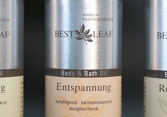 Produktentwicklung für Körper- und Badeöle mit natürlichen Inhaltsstoffen. Verpackungsdesign unter Berücksichtigung der Beschaffenheit (Haltbarkeit, Lichtschutz) des Flascheninhalts.